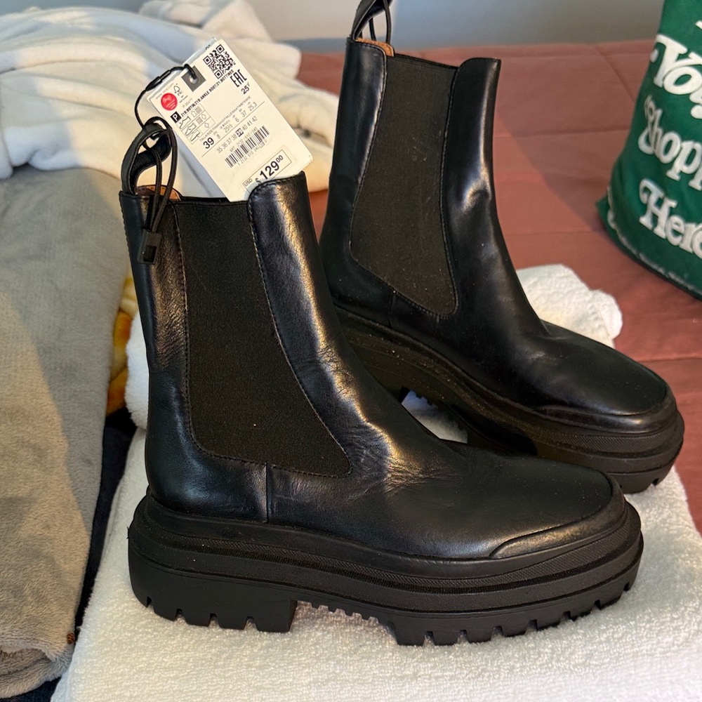 Black Leather Chelsea Boots